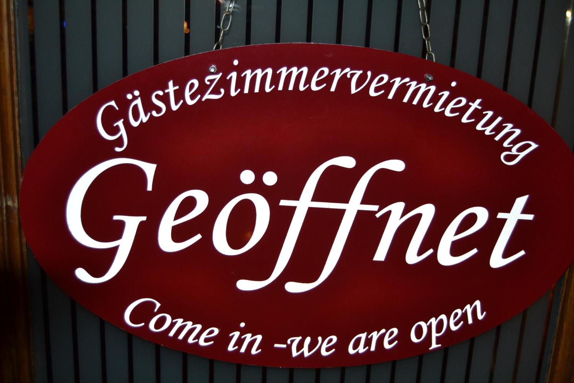 Gast-Und Weinhaus Zwiebelturm Kerken Exteriér fotografie